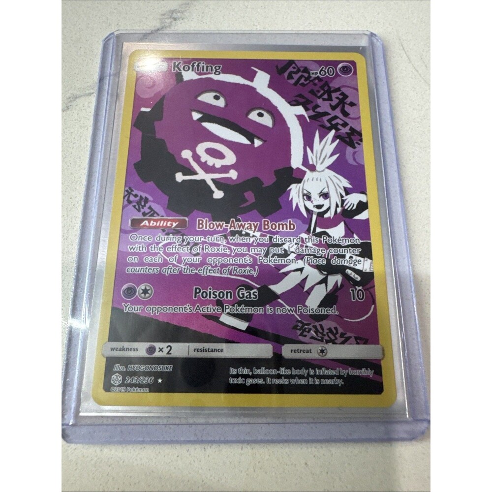 Pokémon Koffing 243/236 Cosmic Eclipse Secret Rare Full Art Holo Eng Card
